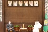 الأمين العامّ لمجلس التعاون يؤكّد أهمّيّة العلاقات الخليجيّة – الباكستانيّة