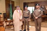 الأمير مشعل بن ماجد يقلد مدير الدفاع المدني بجدة رتبته الجديدة