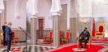 والي بنك المغرب يستعرض تقرير الوضعية الاقتصادية أمام الملك محمد السادس