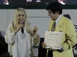 البروفيسورة آمال بورقية تكرّم الموسيقار مجدي الحسيني في أسبوع عبد الحليم حافظ بالدار البيضاء