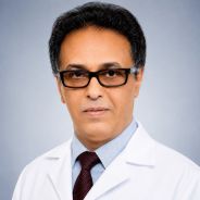 د. محمد القرني يباشر عمله في «موف للطب الرياضي الشامل» بالرياض