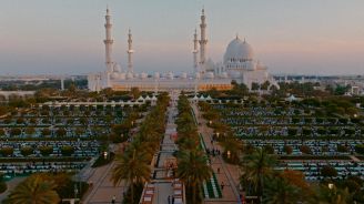 “إرث” أبوظبي يواصل نهج الشيخ زايد في العطاء بتوزيع أكثر من 95 ألف وجبة إفطار يومياً على مستوى الدولة