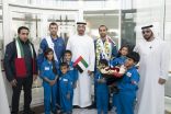 الشيخ محمد بن زايد يستقبل رائدي الفضاء الإماراتيين لدى وصولهما أرض الوطن