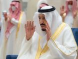 خادم الحرمين الشريفين يؤدي صباح اليوم صلاة عيد الفطر المبارك