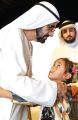 الشيخ محمد بن راشد يوجّه بمنح الإقامة الذهبية لرواد العمل الإنساني والعاملين فيه