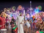عروض جوية بالطائرات المسيرة ترحب بزوار مهرجان دبي للتسوق