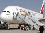 «طيران الإمارات» تنقل اكثر من 200 ألف مسافر