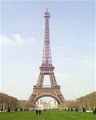 برج إيفل هو اول ما يعبر المخيلة عند نطق إسم باريس ،
