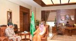 الأمير مشعل بن ماجد يلتقي قائد المنطقة الغربية المعين حديثا