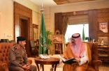 الأمير مشعل بن ماجد يطلع على التقرير السنوي لإدارة مرور محافظة جدة