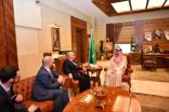 الأمير مشعل بن ماجد يستقبل سفير الولايات المتحدة الأمريكية لدى المملكة