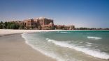 قصر الامارات يوفر أروع العطلات في نادي الشاطئ  احواض السباحة والبحر الخلاب المكان الأمثل للاسترخاء