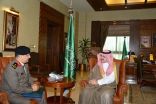 الأمير مشعل بن ماجد بن عبدالعزيز محافظ جدة يستقبل مدير عام السجون