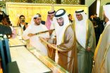 الشيخ خالد  القاسمي يفتتح معرض الساعات والمجوهرات في الشارقة