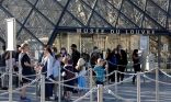 متحف اللوفر في باريس يعيد فتح أبوابه بعد إغلاق دام 16 أسبوعا