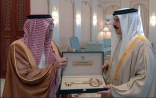 ملك البحرين يتسلم مفتاح السياحة العربية لعام ٢٠٢٠ من رئيس المنظمة العربية للسياحة